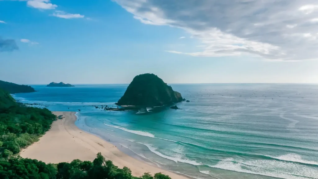 Pantai Pulau Merah Banyuwangi